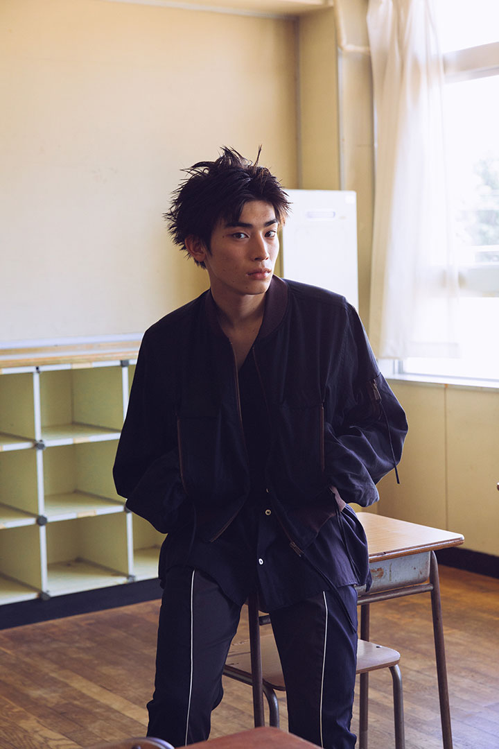 SHORT ZIP FLIGHT JACKET black