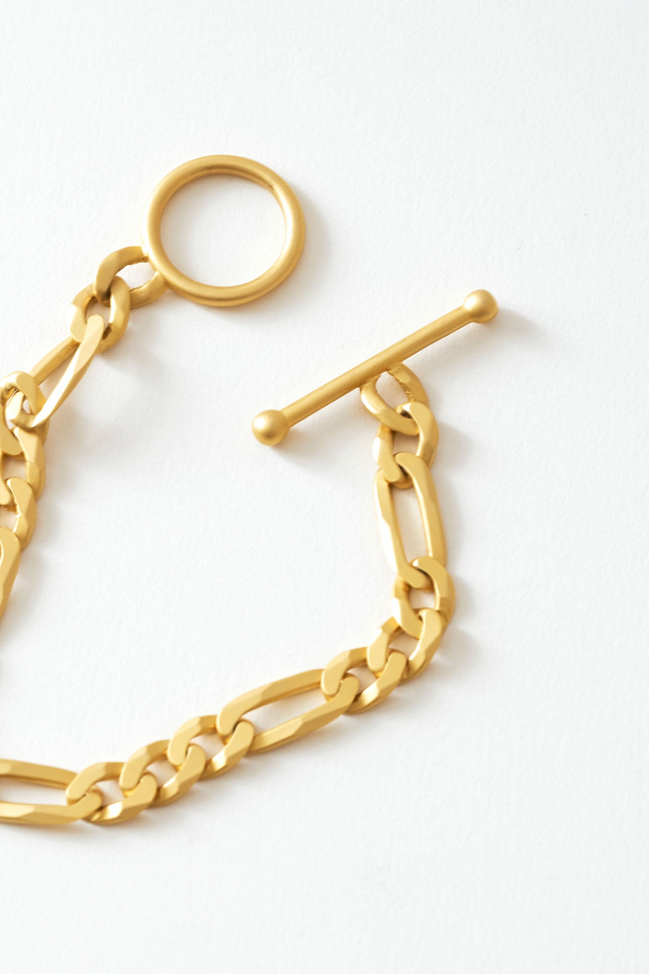 Crisp Bracelet Matte Gold