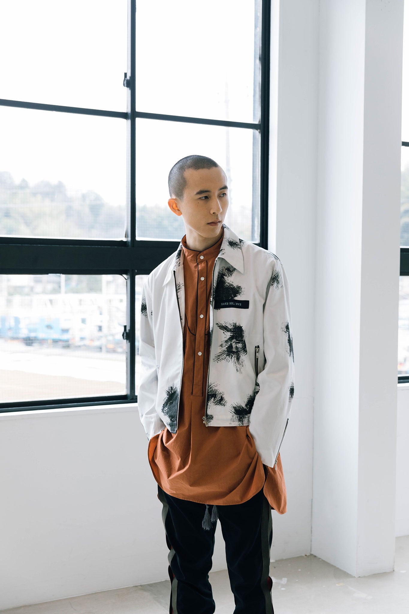 CAMO ZIP JACKET white